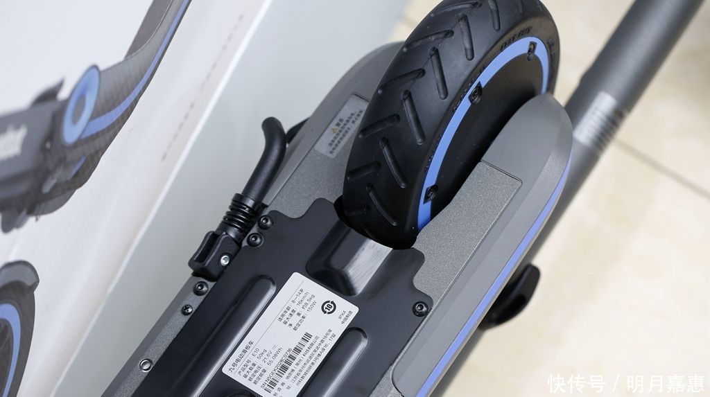 车把|女儿的暑假礼物，性能和安全都在线九号儿童电动滑板车E10体验