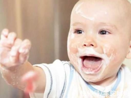 新手父母|为啥宝宝满口“小黑牙”?真正原因并非是糖，新手父母多加小心