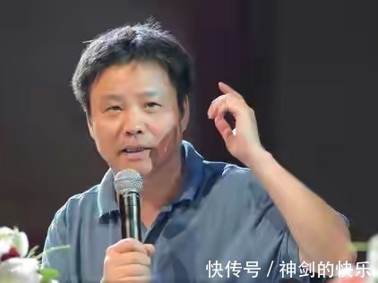 |《活着》作者余华有多搞笑?余华谈如何走上文学道路