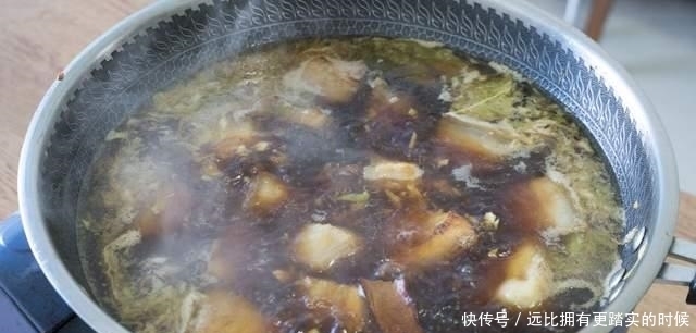 正月十五元宵节,家宴菜单已备好,5荤4素1汤上一桌,十全十美