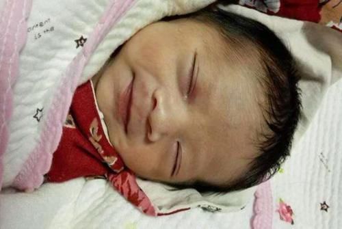 宝宝|宝宝睡觉时，若有这3个反应，说明大脑发育好，将来可能是高智商