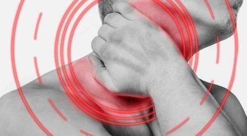 关节|男人步入衰老时，身体3处变硬，2处变大，占两个，就该注意保养了