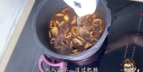  肥肠|川味名吃肥肠面，制作不要太简单，一口高压锅谁做都不翻车