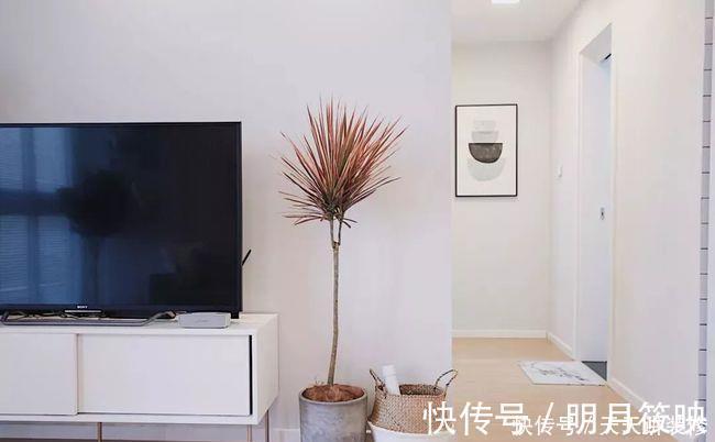 整洁|夫妻的90㎡小三居,每平米都用到极致,衣帽间家庭影院全有,佩服