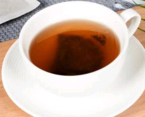 睡眠|晚上总睡不着怎么办?睡前少做3事,1种果仁泡水喝,帮助缓解失眠