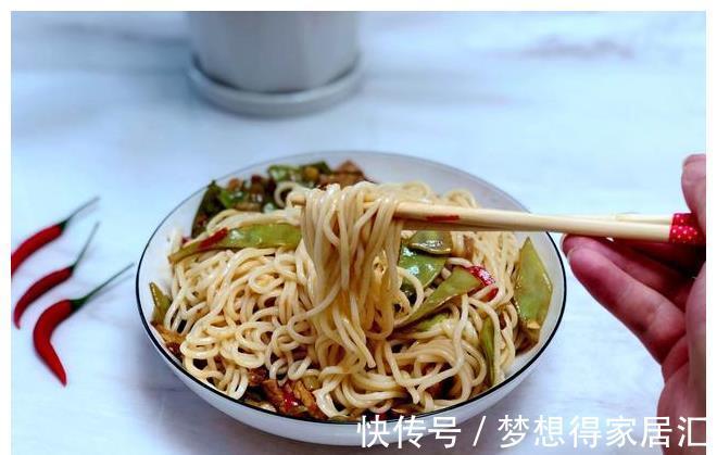 皂素|此菜人称“懒人菜”，果实如刀，营养丰富，鲜嫩当季，拌面特别香