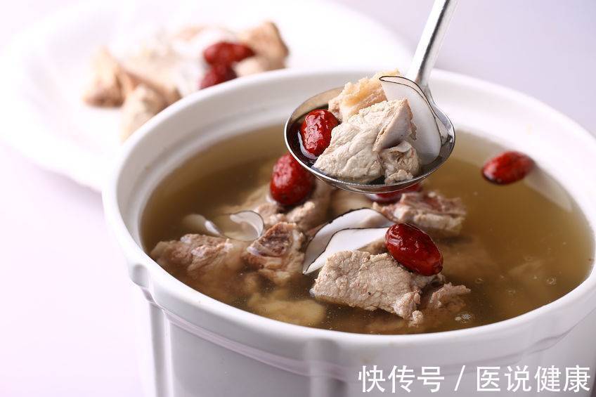 人体|不想肾脏受损,这6个行为趁早改掉,避免肾脏提前“报废”!