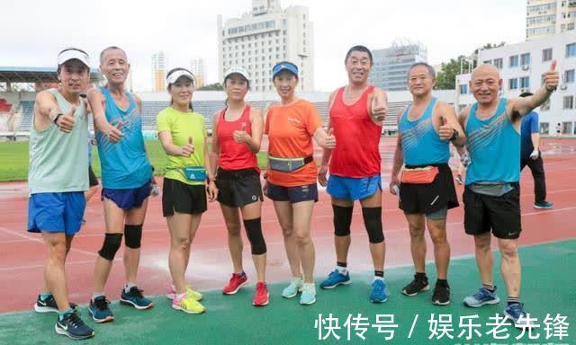 半岛|半岛聚焦丨夏日热练!弘诚体育场日均迎客七千,有人专门开车来运动