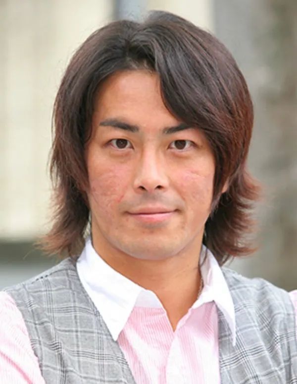 永德叔|假面骑士Revice:永德叔成功出演主骑,龙我发推表示祝贺