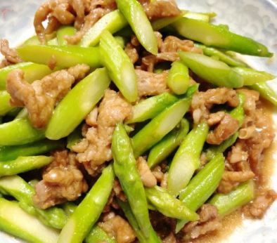 瘦弱|孩子体质瘦弱看上去弱不禁风,多吃强身菜,增强体质促进骨骼发育