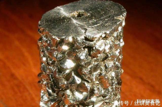 太阳表面5500℃，地球上有什么物质能靠近太阳而不被融化？