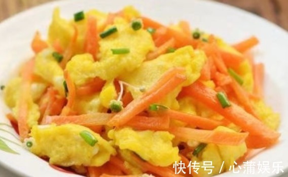 亲爱的|胡萝卜和以下食物一起，每天炒一盘，补水嫩肤，排出毒素