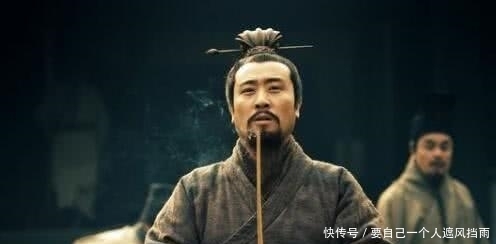 把徐州|演义中的刘备，是小人，还是君子？