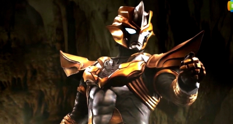 奥特之王|《奥格2》小金人VS一拳超人！一邪一正两位大佬，究竟孰强孰弱？