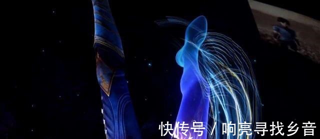 三哥|《斗罗大陆》小舞献祭有多虐唐三秒变丧尸,蓝银草戒指令人泪奔