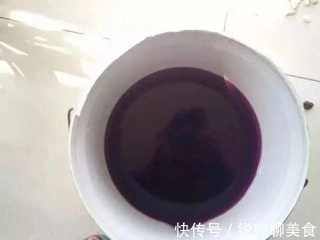 1粒小药片,碾碎丢水里,花像吃了兴奋剂疯长