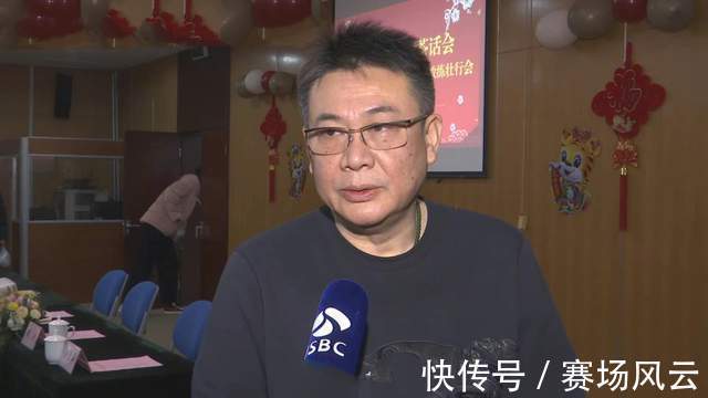 主教练|江苏女排为蔡斌举办欢送会!即将前往国家队,张常宁和龚翔宇现身