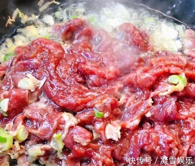 时蔬炒牛肉,营养丰富,味道鲜美,家人都喜欢