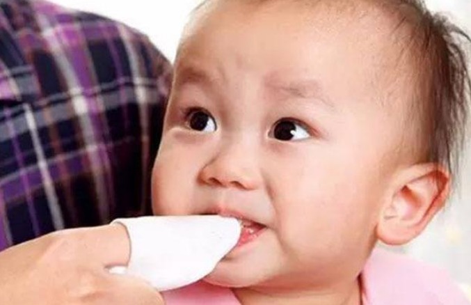 宝妈|宝宝从出生到6个月,宝妈要做好6件事,让宝宝发育得更好更健康