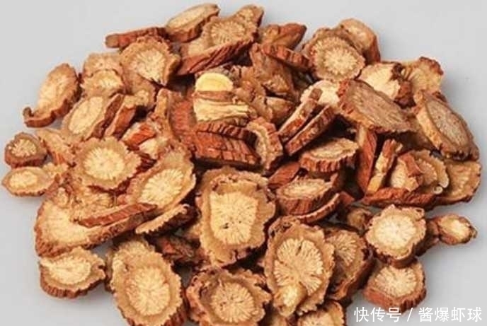 滋阴药|山楂、枸杞、黄芪、丹参、决明子、菊花一起泡水喝可以吗？