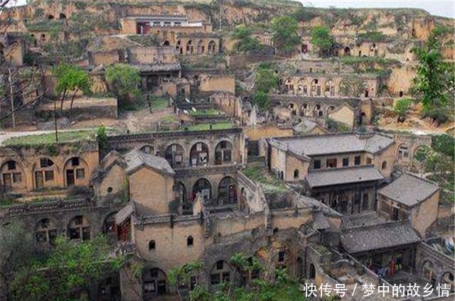 山西又一景点走红，景色不输王家大院，被称为“天下第一村”