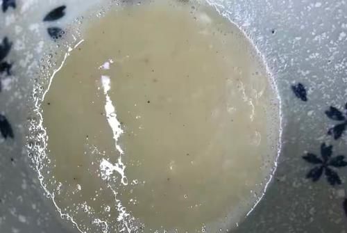 面点师|怎样烙饼才能不硬？关键在于和面，面点师教你1招，凉了也不硬