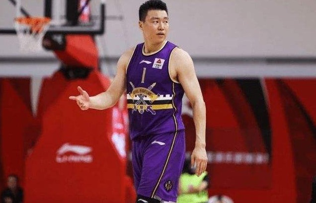 李根|正式官宣!李根被北控男篮裁掉,告别CBA赛场