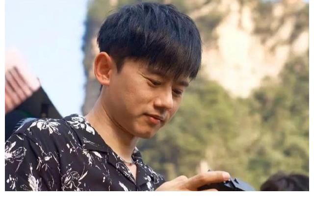 谭咏麟|又一王炸综艺来袭！71岁谭咏麟复出坐镇，张杰林志炫担当实力唱将