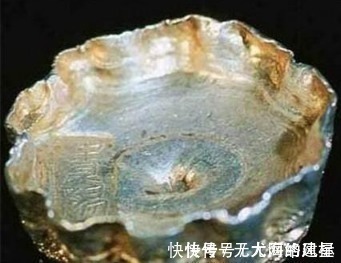 铜钱!这才是中国古代真正的银子:看这表面的坑洼,不知道被咬了多少次