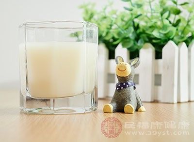 胃酸過多怎么辦 生活中這樣吃飯能改善胃酸過多