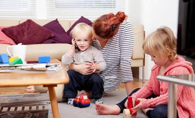 规定|娃随母姓到底好不好？不仅关系性格，民法典规定，姓错或上法庭