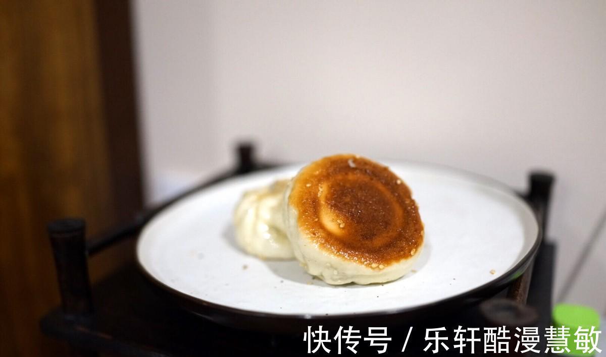 生煎包|生煎包外焦里嫩,汤汁丰富,一口享受,两口美味
