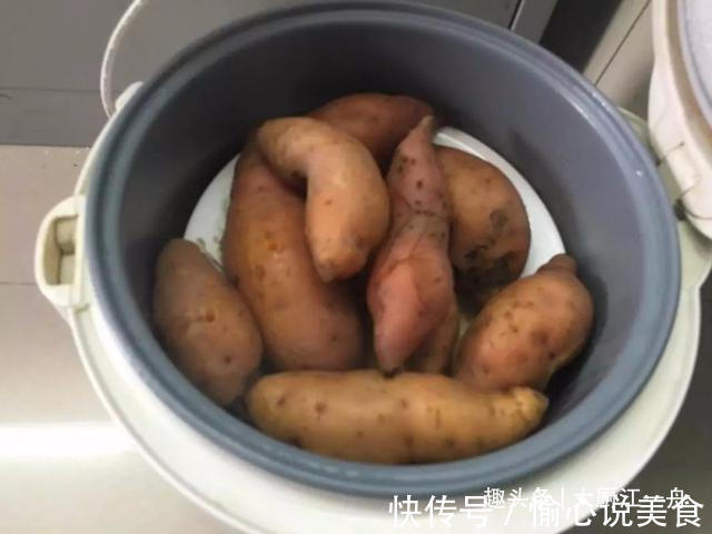 蒸红薯时，锅里加水就错了，教你一种新吃法，做出来比烤红薯还甜