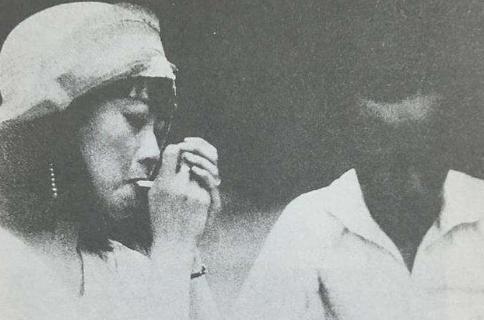 敞开|婉容睡觉时为何大门是敞开的她在等谁太监都知道却不好意思说