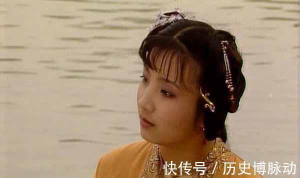 贾母$紫鹃敢管林黛玉,鸳鸯敢教训贾母,为何莺儿见了宝钗就不敢说话?