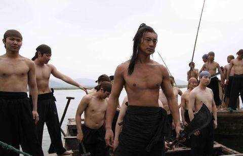  看破|他是水浒成就最高之人，看破梁山军结局，诈称中风一去不复返