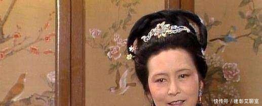 薛宝钗|薛蟠,薛宝钗管薛姨妈喊妈妈,为何贾宝玉却不喊王夫人妈妈