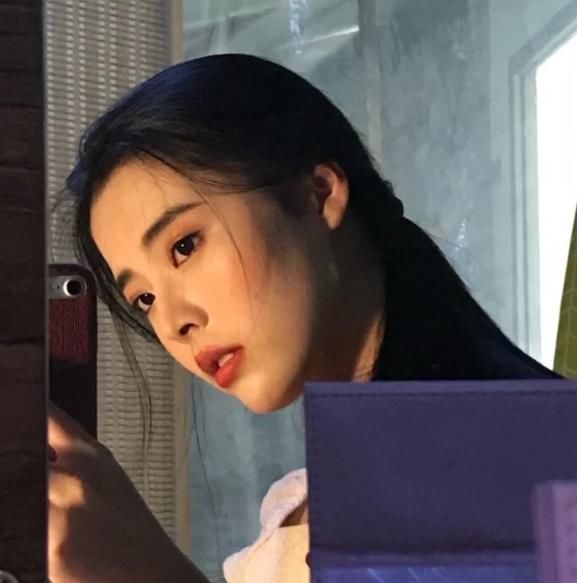 看上去特别|笑起来超甜的女生,嘴唇才会具备这3点特征,全中是出了名的女神