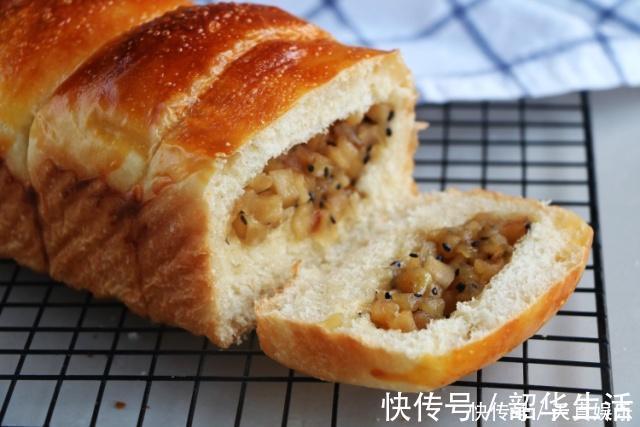 极简版苹果派教程，面粉包苹果烤一烤，香软又易消化