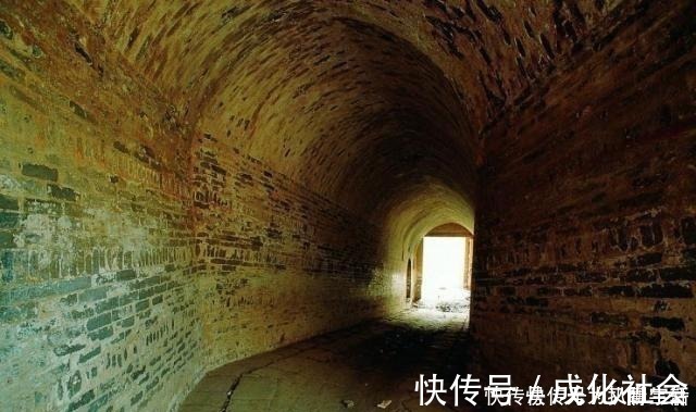 古村|中国最神奇古村：地处黄土高原却不落灰尘，频临黄河却从不遭水患