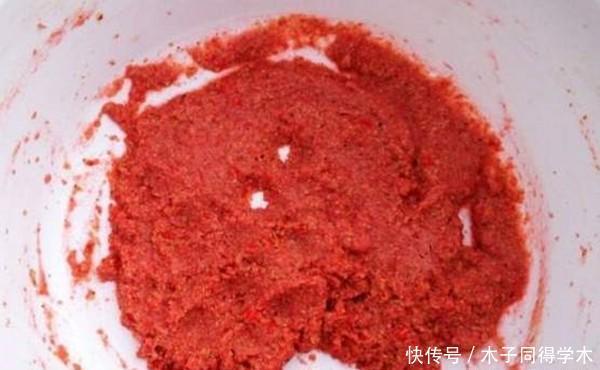 冬至过后钓鲫鱼,这样的饵料更受“欢迎”,更容易钓到大鲫鱼