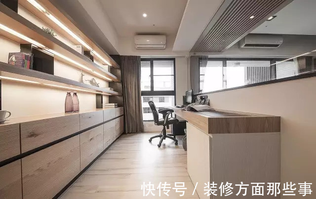 玄关|115平现代风二居室,玄关柜子墙收纳性超强