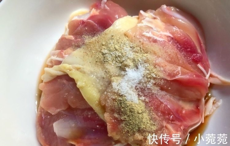 鸡腿|秒杀吉野家的照烧鸡腿饭,汤汁浓郁,好吃到爆,拌米饭真是绝了