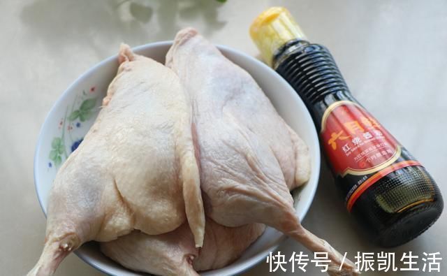 夏天,猪肉牛肉都不如它,便宜又好吃,简单炖一锅,花不了几个钱
