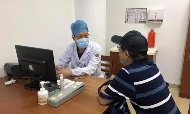 专家建议|17岁男生查出肠癌晚期，丧失手术机会！父母还以为仅仅是吃坏肚子