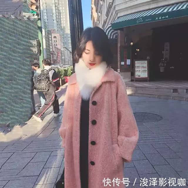 赫本风|再给你强调下女人穿大衣别配小衫,冻腿!学下面这么穿,贼美
