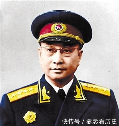 陈赓|陈赓大将58岁英年早逝,李克农喝酒时怒摔酒杯:陈赓不在,酒水没味道