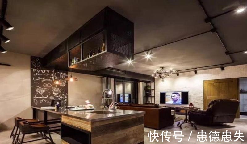 最喜欢电视背景墙的设计,这样设计,让你的眼前一亮