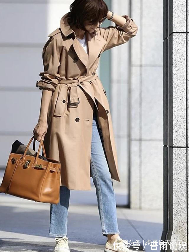 西装 日本高人气博主太会穿,50出头依旧优雅高级,早秋穿搭圈粉无数