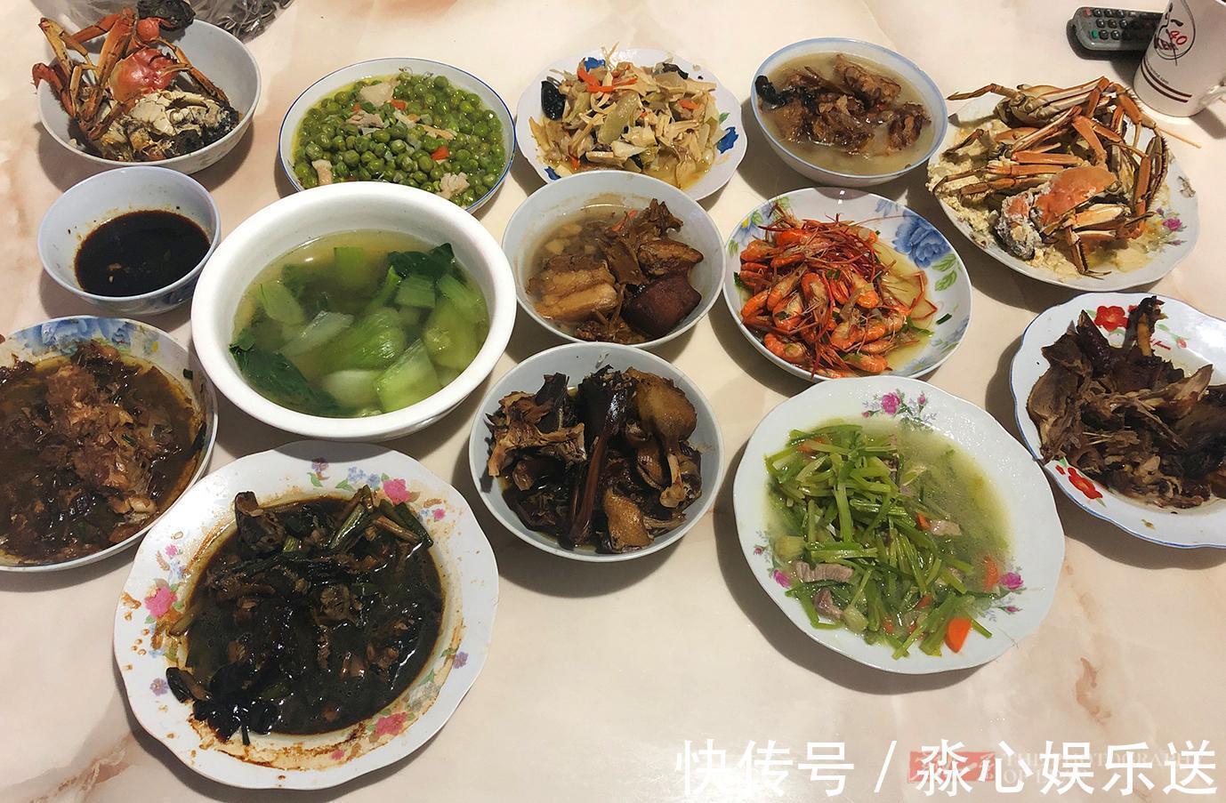 过年走亲戚一桌菜30多碗,客人回去了天天吃剩菜,你家也一样吗